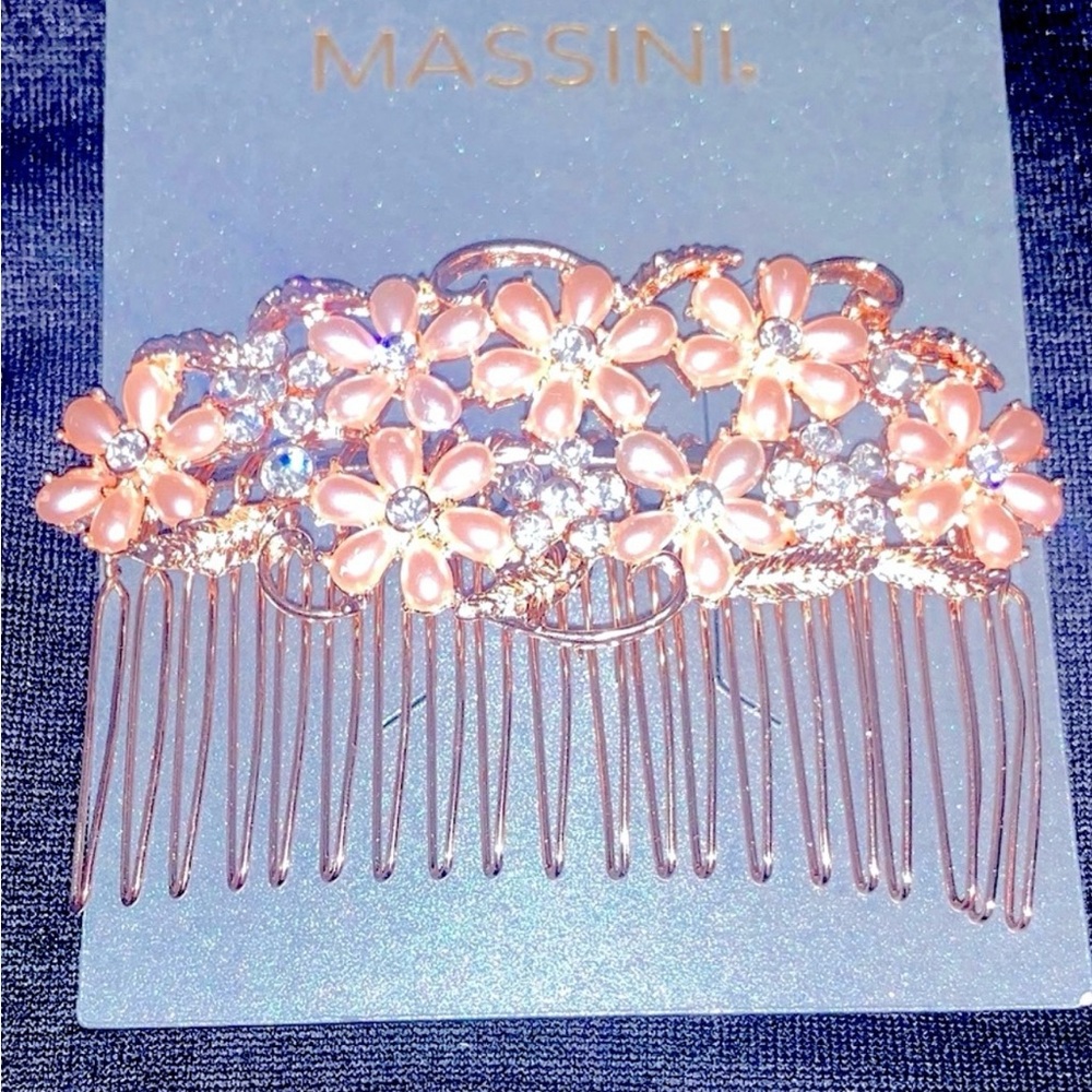 NWT Elegant Floral Hair Comb with Pearls and Crystals - Picture 3 of 3